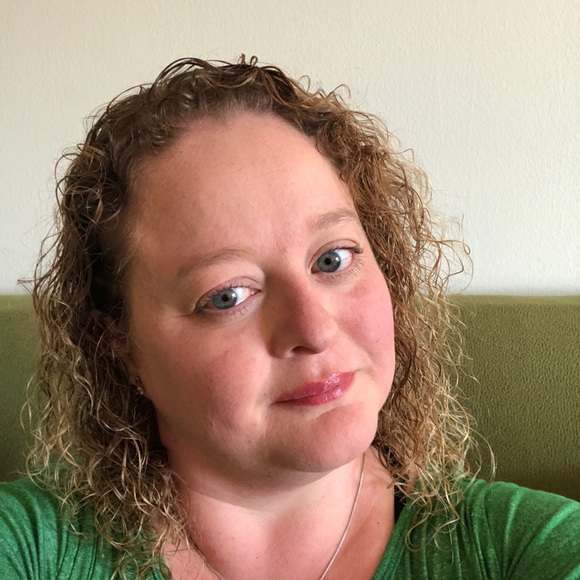 Meet your Posher - Picture 5 of 5